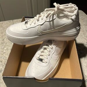 Nike AF1 PLT.AF.ORM, brand new, never been worn